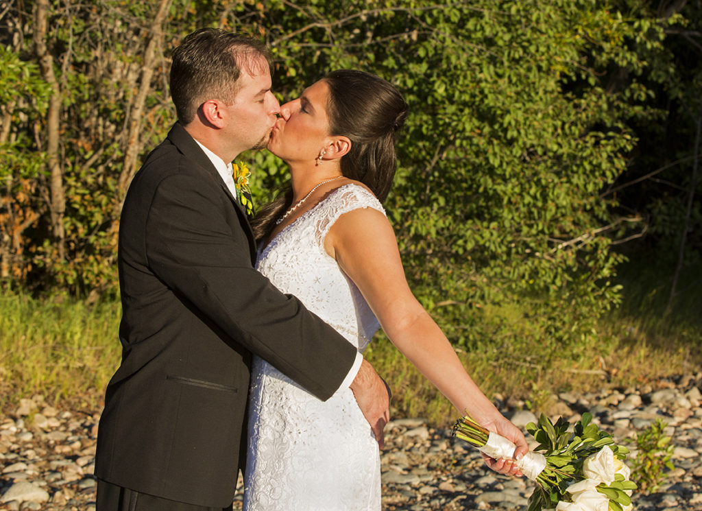 wedding, bring and groom, Glen Eden resort, Clark, CO